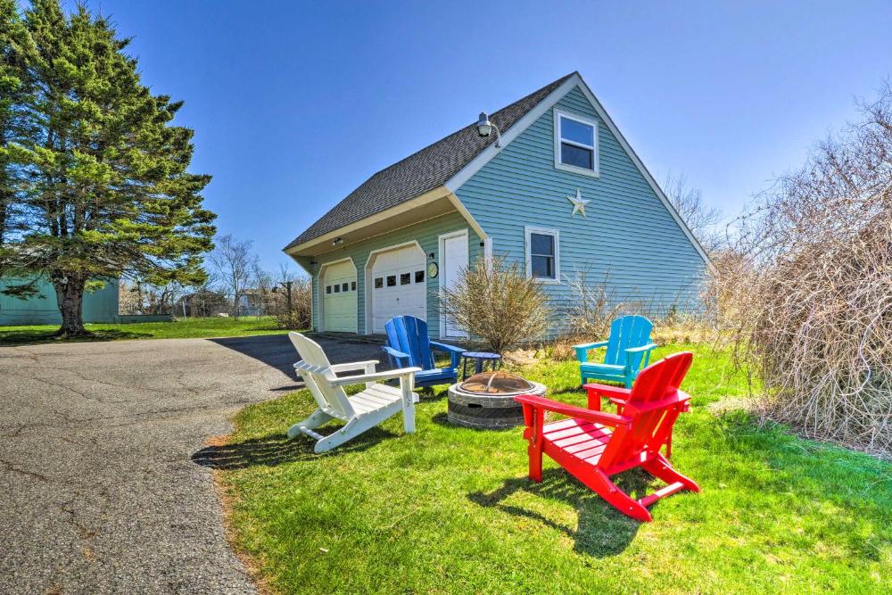 Nautical Lubec Cottage with Fire Pit and Grill!